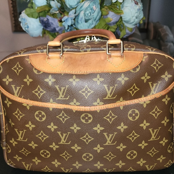 Louis Vuitton Deauville - Picture 15 of 16